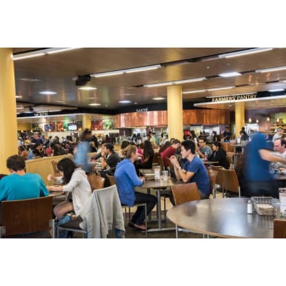 FRANCHISE - TAKING $25000PW.  5 DAYS.  RENT $1100 PW  ALL UP.   100% TAKE AWAY FOOD.   FULLLY MAN...