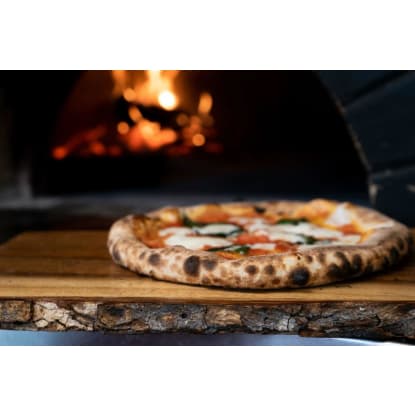 Funky Pizza shop with liquor license