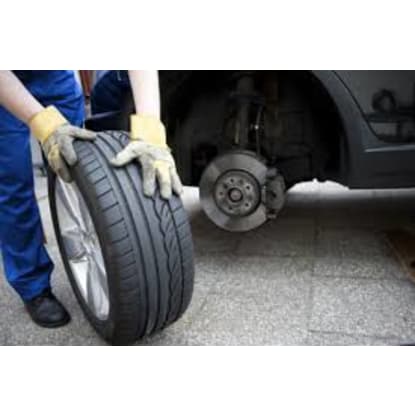 Popular Car Battery and mechanic shop in city fringe area for sale BP-0981