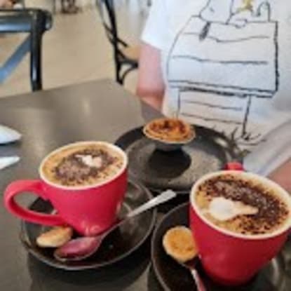 Café located on Kingsway Caringbah.