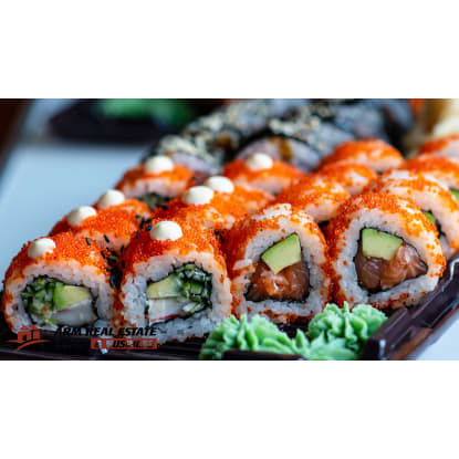 ​Near Hampton Japanese Restaurant | Low Rent, Main Road Position