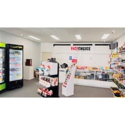 Newly Fitted Tobacco Store with Cheap Rent  Ref: 19557