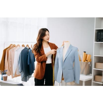 Well Positioned Stylish Fashion Store in the South East  Ref: 19457