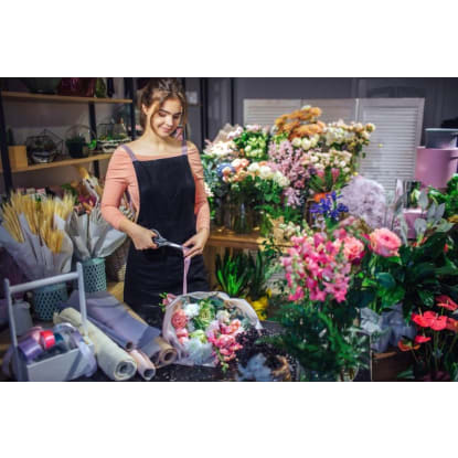 Highly Reputable Florist Shop Near Box Hill  Ref: 12158