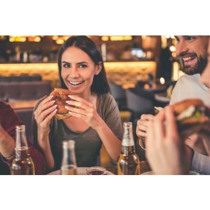 URGENT SALE! Excellent 5 Day Restaurant/Bar in Bayside Ref: 17055