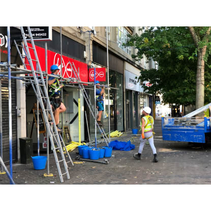 Sign Writers in Wagga