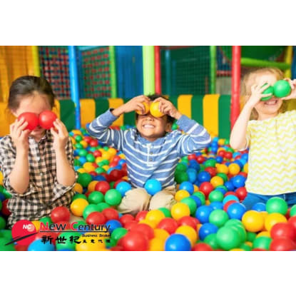 CHILDREN PLAY CENTRE -- PRESTON -- 1P9548