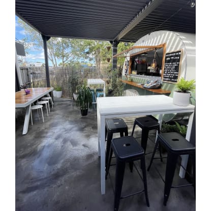 The Invy Cafe Al Mare