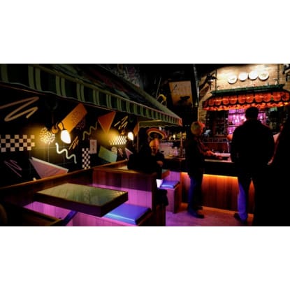 NEW PRICE - MUST BE SOLD - FLY LIE BAR – KEW