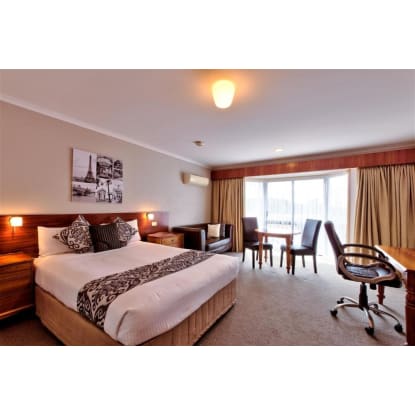 Rare Opportunity 21-Key Leasehold going concern motel