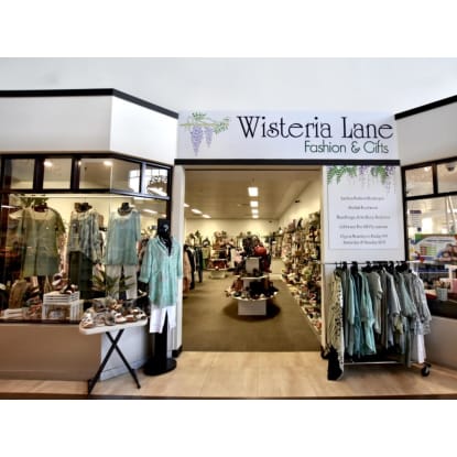 Profit Apprx $140,000 Ladies Fashion Business For Sale Trading 5.5 Days Attractive Profit ROI 280%