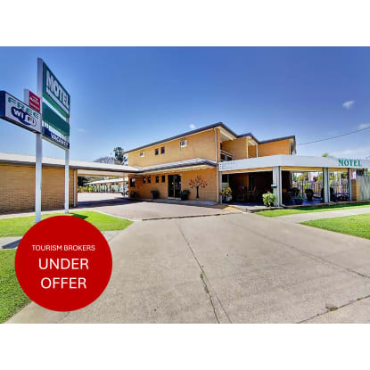 LARGE PROFITABLE LEASEHOLD MOTEL, IN FNQ LARGEST CITY - 2324ML