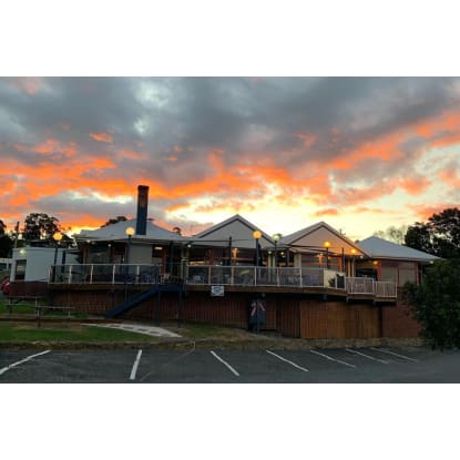 L/hold Beauty Point Waterfront Hotel Glorious River Views 20 Pokies All Income Streams
