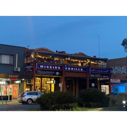 Restaurant/Bar Entertainment Venue in Eltham (JASW0061)
