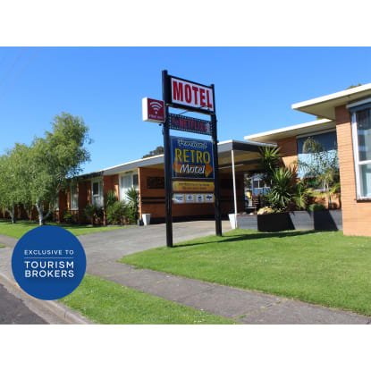 A Magnificent Coastal Freehold Investment Opportunity - 2837MF