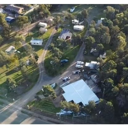WELL PRESENTED CARAVAN PARK - RIVERINA DISTRICT - NEW SOUTH WALES