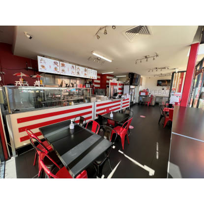Kebab & Takeaway Business for sale Prime Location SV1559