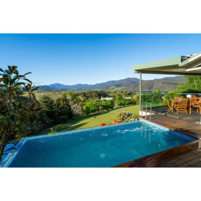 Queen's Cottage, Khancoban – Where the Murray & Snowy Mountains Lifestyle Meet
