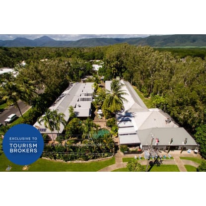 PORT DOUGLAS, BACKPACKER CENTRAL, WALKING DISTANCE TO BEACH AND MARINA - 2752BF
