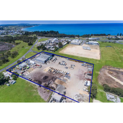 Lovell's Garden & Building Supplies -  Leasehold  For Sale with Brand-New Lease + Freehold Option...