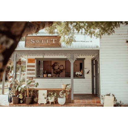 Echuca Cafe with Strong Brand & Lease – Ideal Lifestyle or Investor Buy