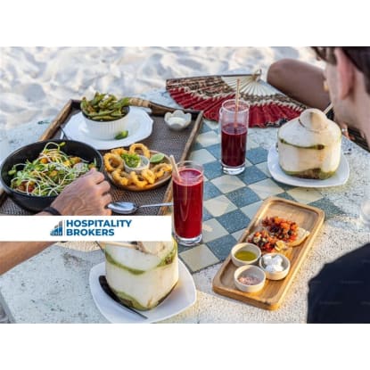 OCEAN FRONT RESTAURANT / BAR - 10 YEAR LEASE - GREAT PROFITS