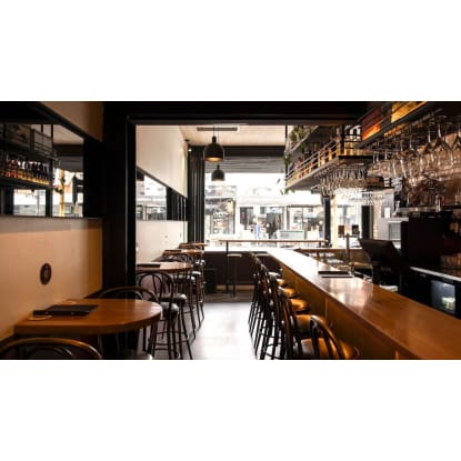 Nixie Nox - The Smallest Pub In Richmond