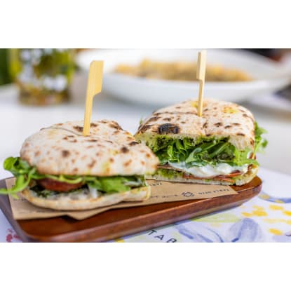 Mornington Peninsula Fully Licensed Takeaway Ref: 1541