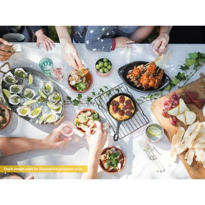 Beautifully presented licensed restaurant cafe