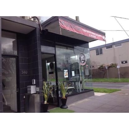 TRENDY CAFE/RESTAURANT - BARGAIN PRICE - BRAND NEW EQUIPMENT - MAIN RD EXPOSURE