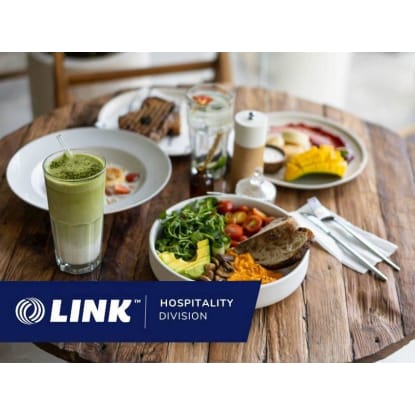 Exceptional Cafe in Busy Food Court