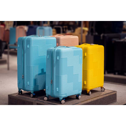 Long Established Luggage Store in Prime Southeast Shopping Centre - Ref: 19165