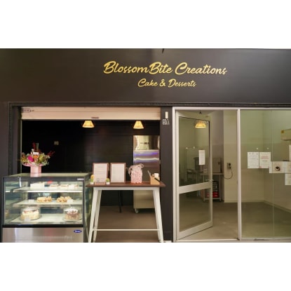 BlossomBite Creations of Bespoke Cakes and Desserts