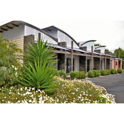 Great cash flow & long lease - Lifestyle accommodation business in wine country