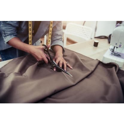 SH00154 - AWARD-WINNING BRIDAL AND CLOTHING ALTERATIONS STUDIO