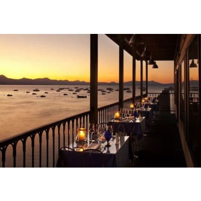 Waterfront Restaurant with Unbeatable Reputation and Location