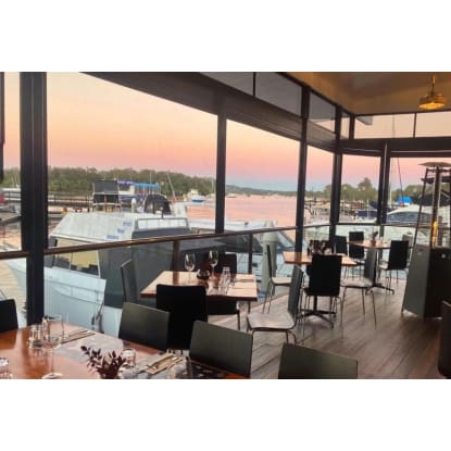 LEASE TRANSFER + RESTAURANT EQUIPMENT Noosa Waterfront Restaurant TOP Location