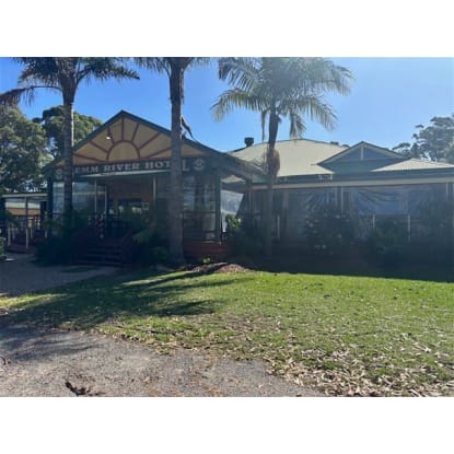 Pub/Restaurant/Accommodation - East Gippsland (Freehold)