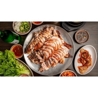 BUSY AUTHENTIC KOREAN RESTAURANT @ THE BUSY CAMBERWELL JUNCTION