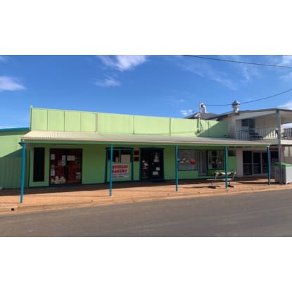 FREEHOLD BAKERY/CAFE AND HOUSE FOR SALE