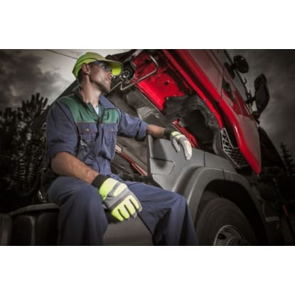 Mechanical Workshop - Established 17 years - Excellent reputation. - W1993