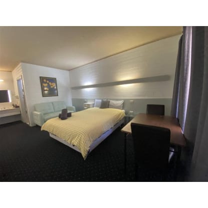 12-Room Leasehold Motel Offering Strong Profits, a 30-Year Lease & Lifestyle Opportunity