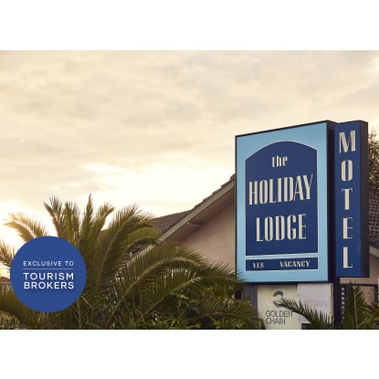 DUAL LEASEHOLD MOTEL OPPORTUNITY, NAROOMA NSW - 961ML