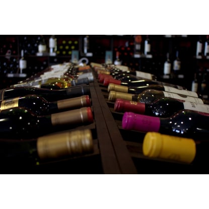 STUNNING TAVERN / BOTTLESHOP NEAR CBD OF PERTH