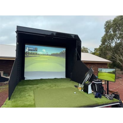 ATTENTION GOLFERS ! -Mobile Golf Simulator & Events Business