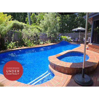 AN OUTSTANDING BUSINESS IN A BEAUTIFUL PART OF VICTORIA - 2873ML