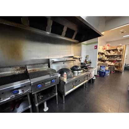 ​Asian Cafe Restaurant Near Clayton | Shop Size 150m2, Seating 80