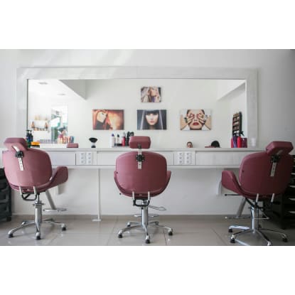 Profitable Hair & Beauty Salon | $7K PW | Very Low Rent | Prime Location [2605124]