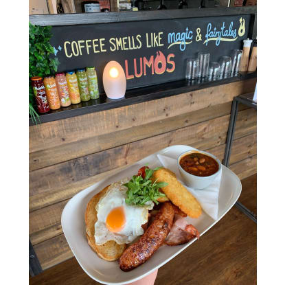 Lumos Café Restaurant