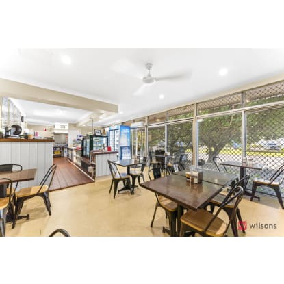 Café in the middle of a booming retail HUB